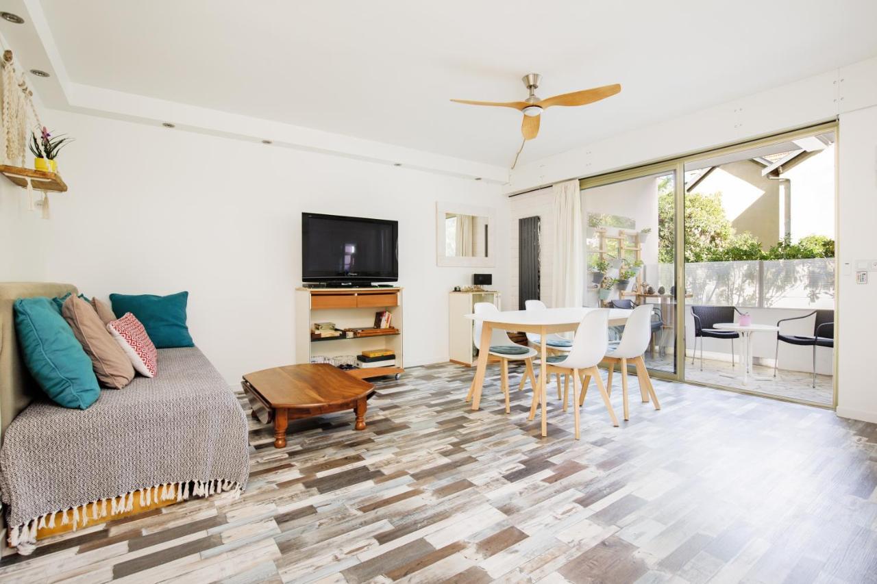 Grand Studio Neuf Face Port Et Plage, Parking Prive โกลเฟอ-จวน ภายนอก รูปภาพ